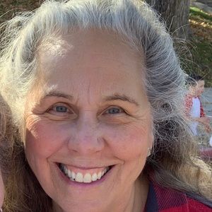 Meet your Posher, Cynthia